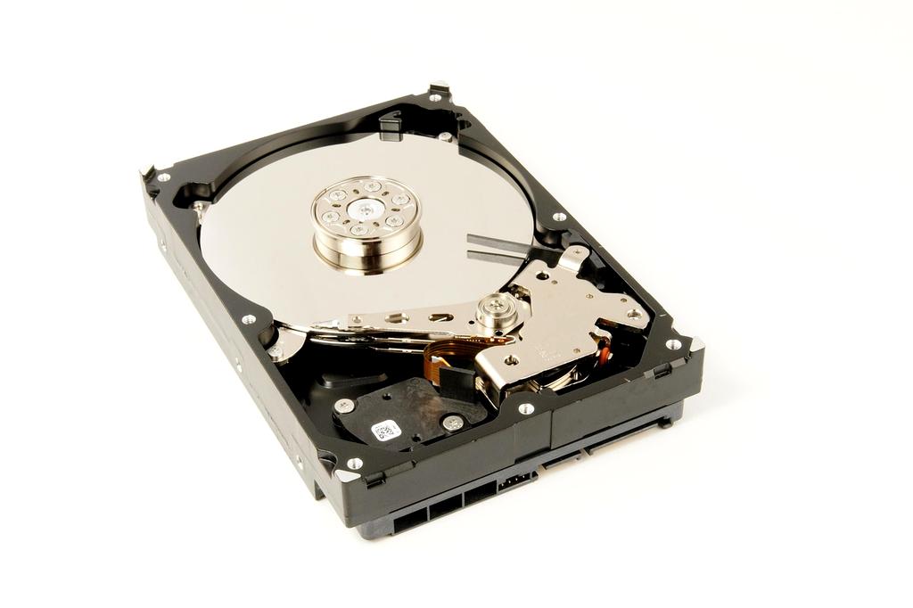 Modern storage drives: SSD and HDD